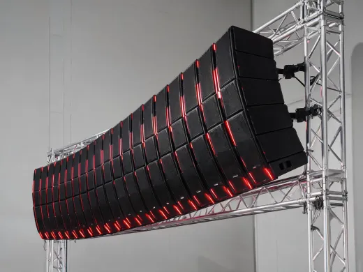 Curved professional line array cabinets